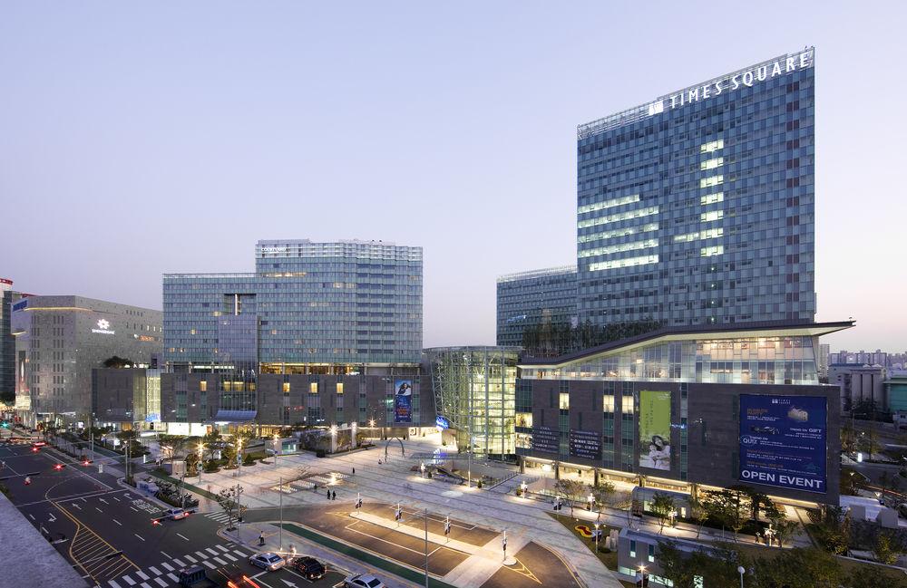 Courtyard By Marriott Seoul Times Square Hotel Exterior photo